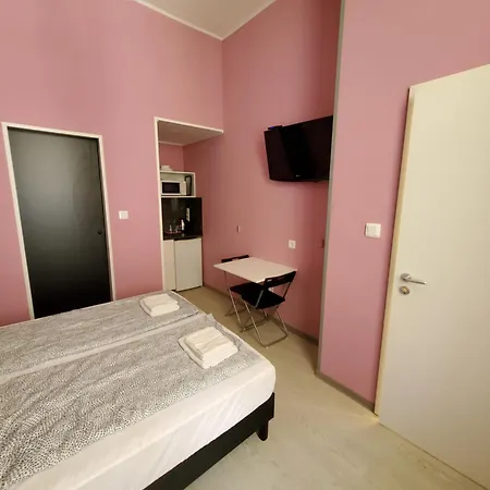 Klauzal Party Apartamento