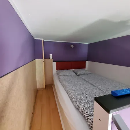 Apartman Klauzal Party