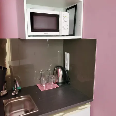 Klauzal Party דירה *